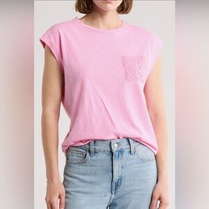 Design History Crochet Pocket Muscle Tee. Ladies Medium.